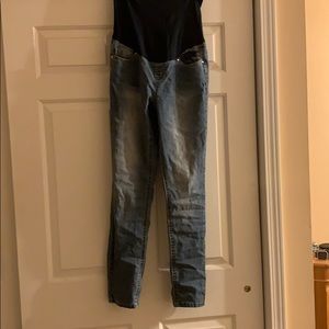 Maternity jeans